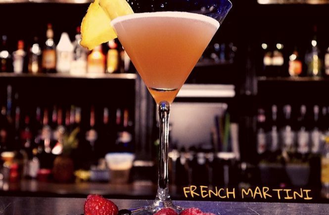 FRENCH MARTINI COCKTAIL Recipe